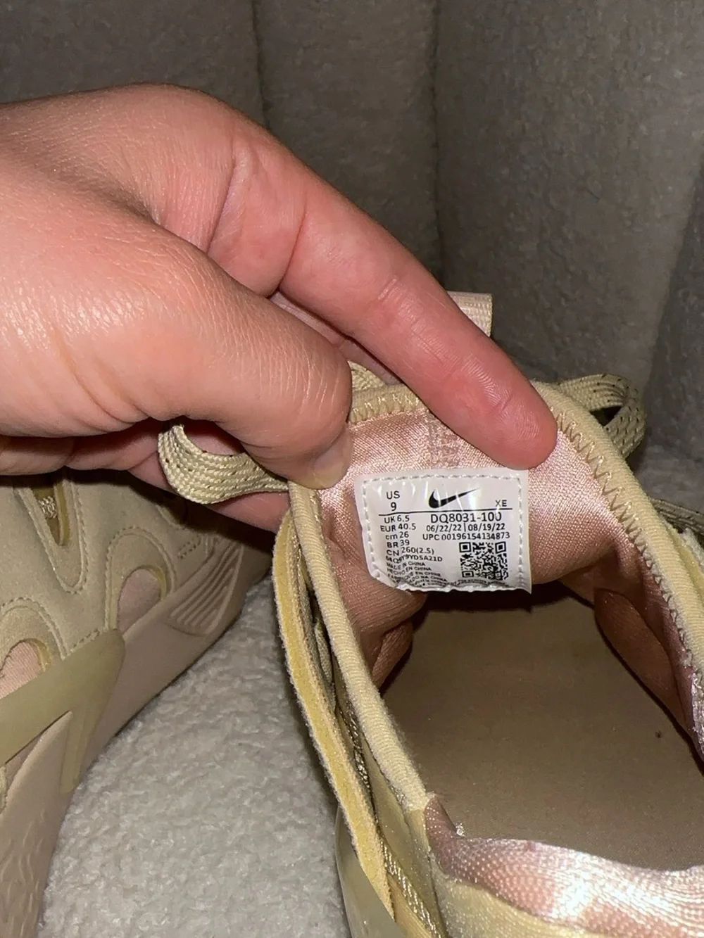Beautiful Women's Nike Air Huarache Craft Sneakers